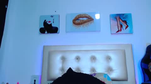 jenn online show from December 26, 4:53 am