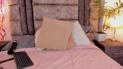 jennifer_garciia online show from February 16, 9:03 pm