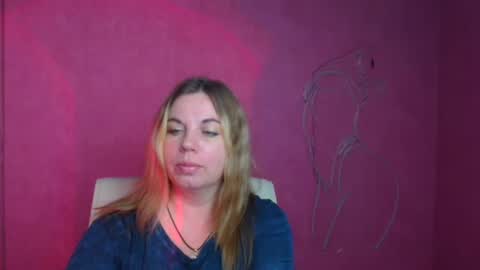 Snapshot of jennifer_moree chatting on September 25, 6:34 am Jennifer online show from September 25, 6:34 am