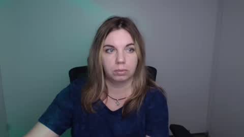 Snapshot of jennifer_moree chatting on September 9, 2:39 pm Jennifer online show from September 9, 2:39 pm