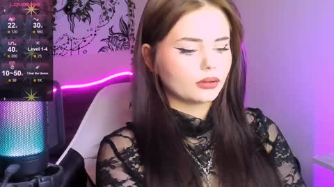 Jenni online show from December 18, 8:20 am