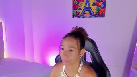 Snapshot of jenny__lawrence chatting on October 17, 8:23 pm jenny__lawrence online show from October 17, 8:23 pm