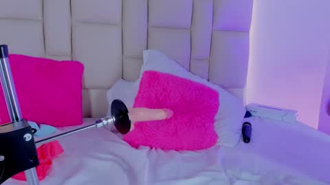 Snapshot of jenny__lawrence chatting on September 13, 11:57 pm jenny__lawrence online show from September 13, 11:57 pm