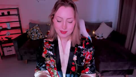 Snapshot of jenny__luv chatting on January 24, 8:23 am Jenny online show from January 24, 8:23 am