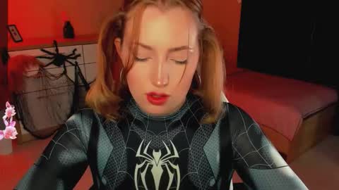 Jenny online show from October 20, 8:17 am