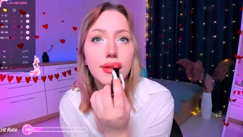 Snapshot of jenny__luv chatting on February 22, 8:18 am Jenny online show from February 22, 8:18 am