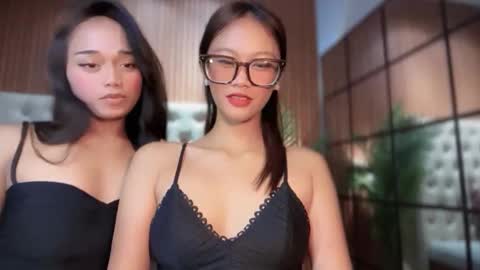 jenny_sweetgirlx online show from May 27, 4:26 pm