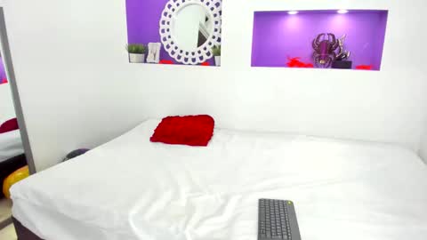 jenny_towers online show from November 1, 7:07 pm