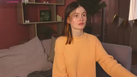 jennyfer_me online show from April 28, 12:42 pm