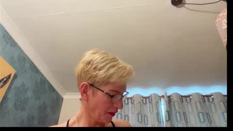 JennyHazel online show from March 9, 3:48 pm