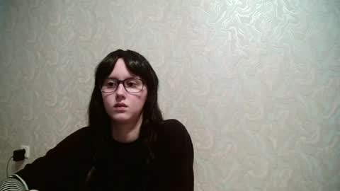 JennyOlset online show from June 19, 11:03 am