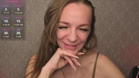 jesica_moon_peachyy online show from March 26, 7:04 pm