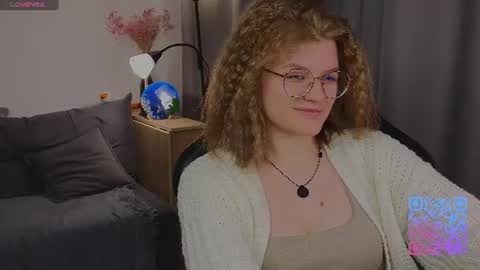  JessieVibes online show from July 7, 2:09 pm