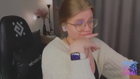  JessieVibes online show from June 23, 2:48 pm