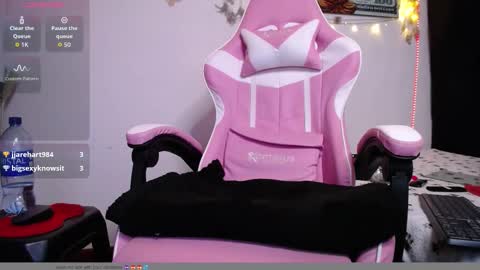 Jessie online show from September 18, 3:10 pm