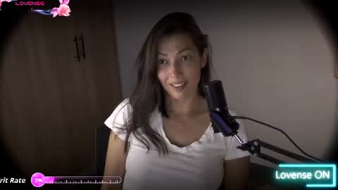 Jessica Gomez online show from August 5, 2:51 am