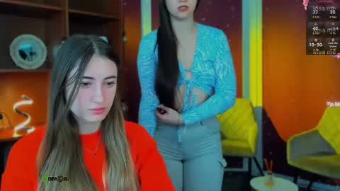 jessi lady1 online show from April 28, 5:00 am