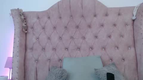 Snapshot of jessica_carter_ chatting on September 16, 5:32 pm Jessica online show from September 16, 5:32 pm