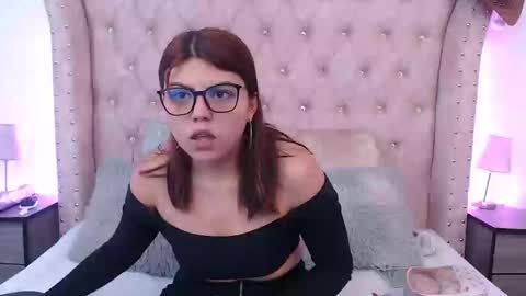 Snapshot of jessica_carter_ chatting on January 27, 5:15 pm Jessica online show from January 27, 5:15 pm
