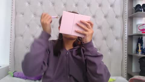Snapshot of jessica_carter_ chatting on January 9, 6:04 pm Jessica online show from January 9, 6:04 pm