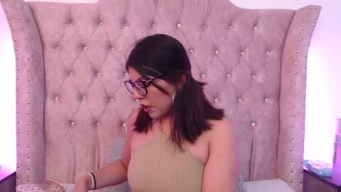 Snapshot of jessica_carter_ chatting on December 4, 2:37 pm Jessica online show from December 4, 2:37 pm