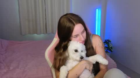 Jessy online show from May 22, 3:37 am