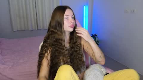 Jessy online show from May 20, 3:25 am