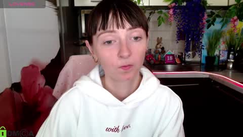 jessicaforris online show from March 17, 8:29 am