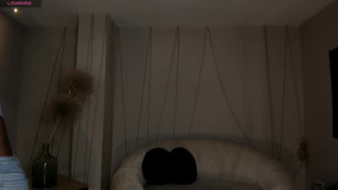 JESS online show from February 27, 10:15 am