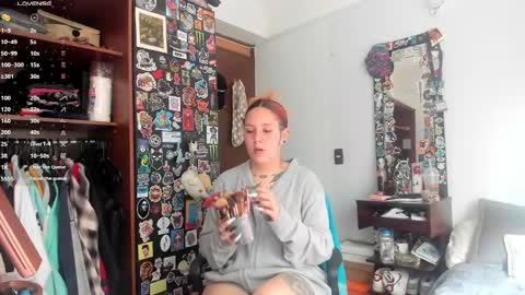 Your Sweet Angel online show from December 13, 7:53 pm