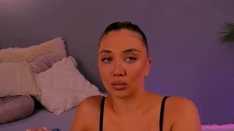 Snapshot of jessiellle chatting on September 28, 2:22 pm jessiellle online show from September 28, 2:22 pm