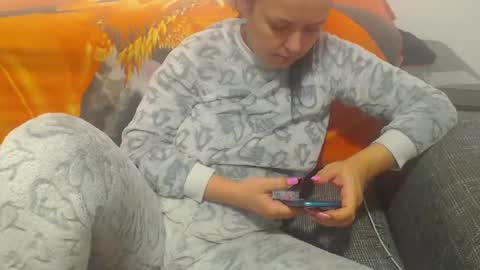 Snapshot of jessiestar3 chatting on February 20, 11:54 pm jessiestar3 online show from February 20, 11:54 pm