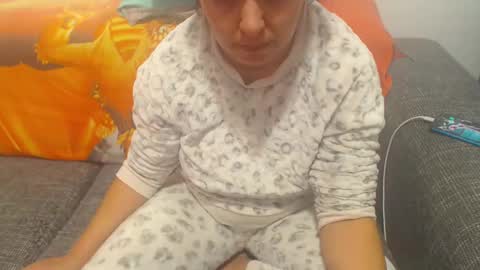 Snapshot of jessiestar3 chatting on February 24, 1:41 pm jessiestar3 online show from February 24, 1:41 pm