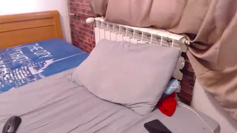 jessiestar3 online show from July 24, 5:05 am