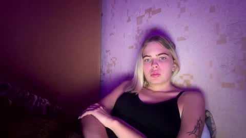 Snapshot of jessika_evans chatting on October 5, 2:55 pm jessika_evans online show from October 5, 2:55 pm