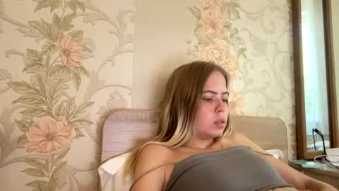 jessika_evans online show from July 9, 9:33 am