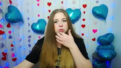 Snapshot of jessikadaniels chatting on February 6, 7:13 am Jess online show from February 6, 7:13 am