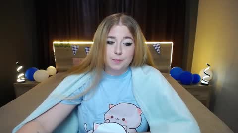 Snapshot of jessikadaniels chatting on September 26, 8:01 am Jess online show from September 26, 8:01 am