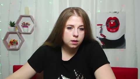 Snapshot of jessikadaniels chatting on January 13, 7:21 am Jess online show from January 13, 7:21 am