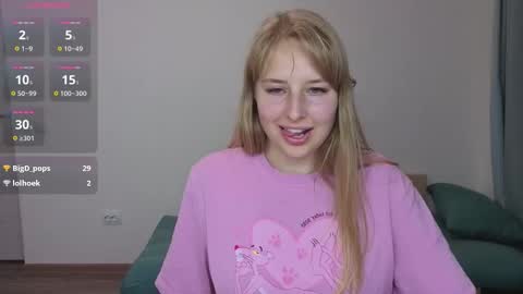 Snapshot of jessy_comely chatting on September 24, 2:49 pm Jessy online show from September 24, 2:49 pm