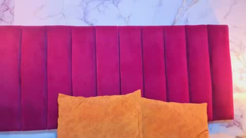 JESSY CORTES online show from July 19, 4:04 am