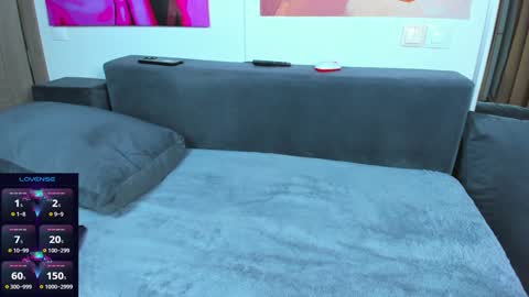 Jess online show from February 5, 6:59 pm