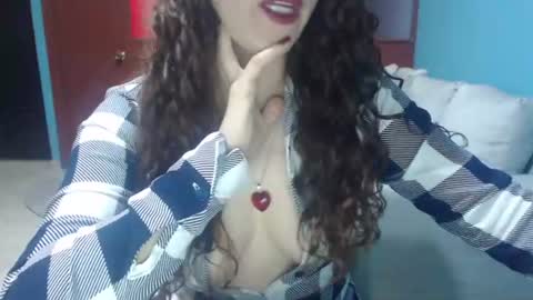 jessy online show from June 22, 4:37 pm