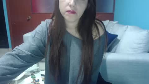 jessy online show from June 18, 7:19 pm