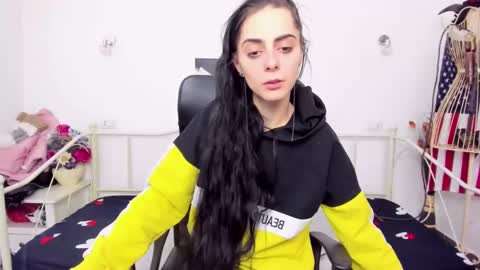 Jessy online show from February 23, 9:54 pm