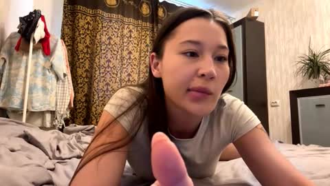 Lynn online show from October 23, 8:42 am