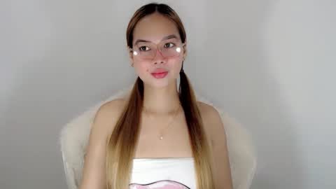 JHESSI online show from March 11, 12:31 pm