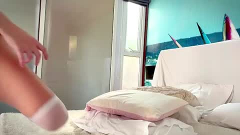 jigglipuff_ online show from July 18, 1:20 am