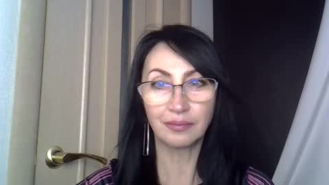 jinaluv online show from May 1, 1:31 am