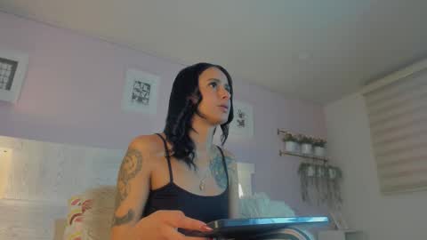 Jinx  online show from November 3, 1:48 pm